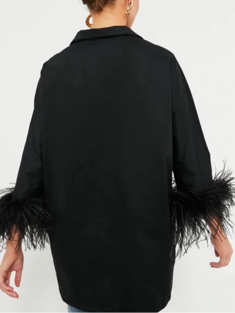 Tuckernuck Black Feather-Trim Popover Tunic
New with tags - Picture 3 of 8